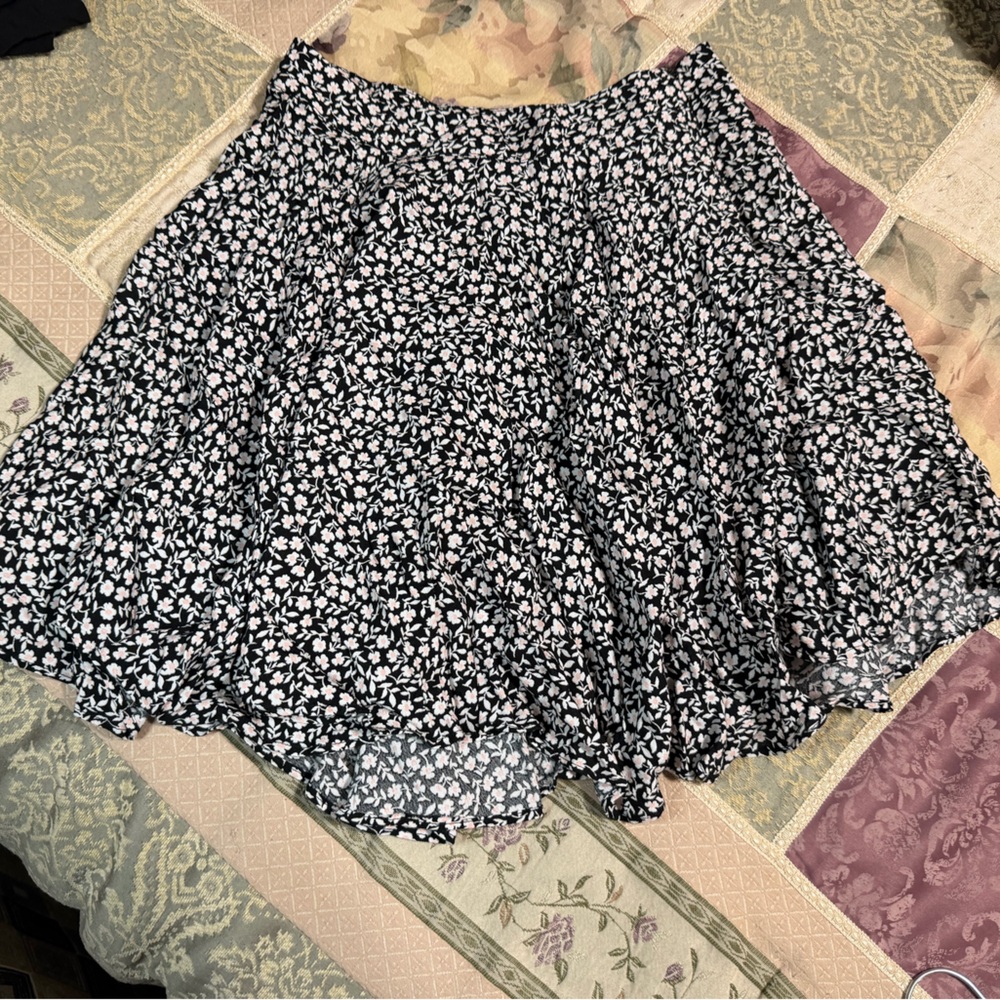 Floral Black and White Skirt